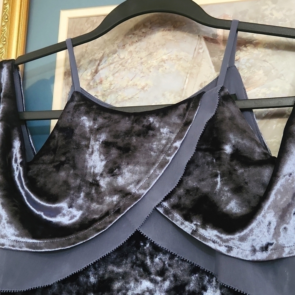 Crushed Velour WHBM Cold Shoulder Top Size Large Sexy Flirty Date Night Dance - Picture 7 of 11